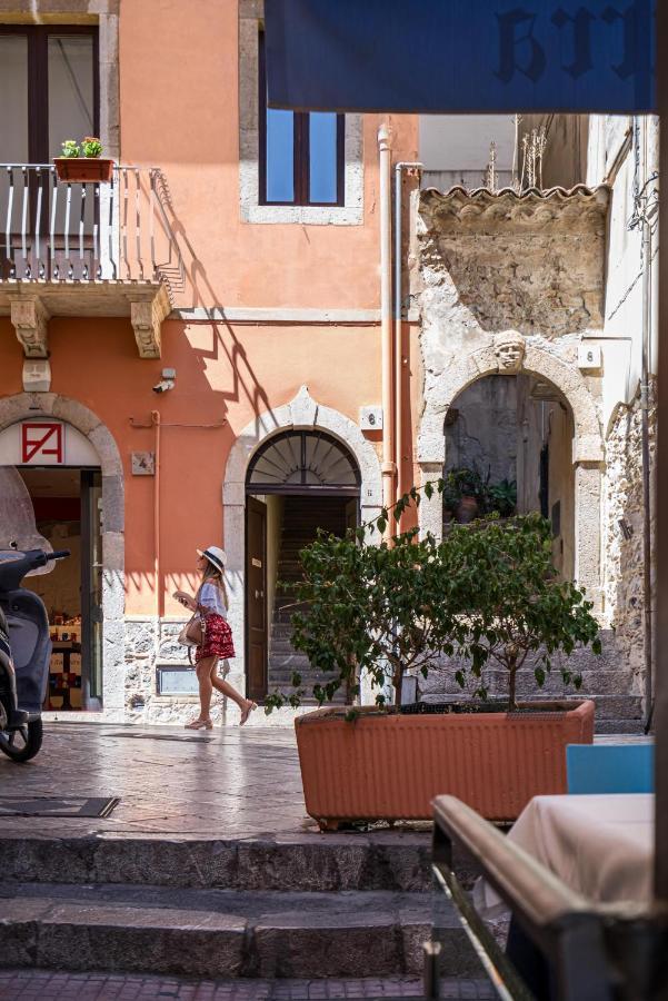 Blondie Taormina Eksteriør bilde